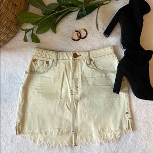 ONE X ONETEASPOON White Jean Skirt
